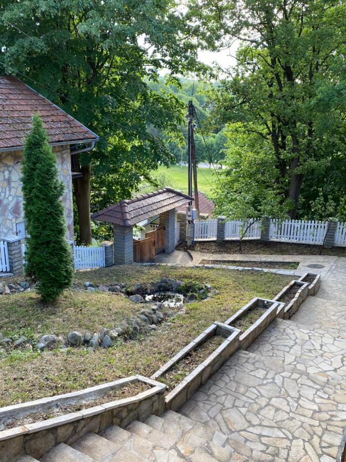 Отель Konaci Nikola Banja Vrujci Gornja Toplica Экстерьер фото