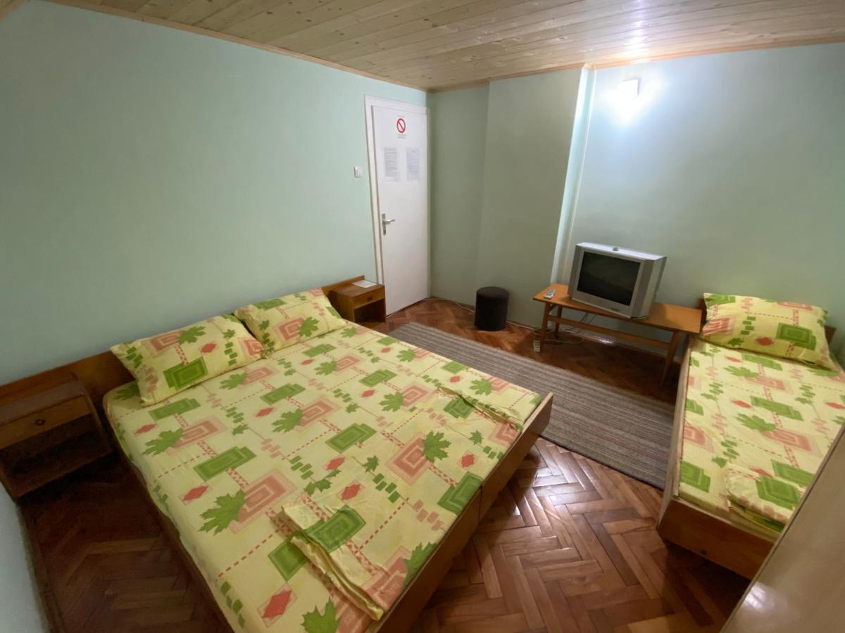 Отель Konaci Nikola Banja Vrujci Gornja Toplica Экстерьер фото
