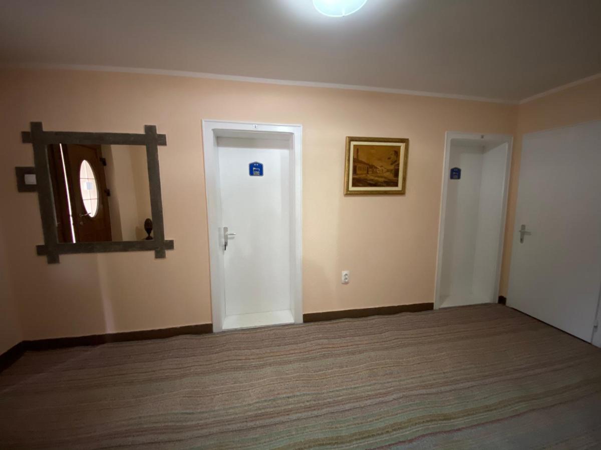 Отель Konaci Nikola Banja Vrujci Gornja Toplica Экстерьер фото